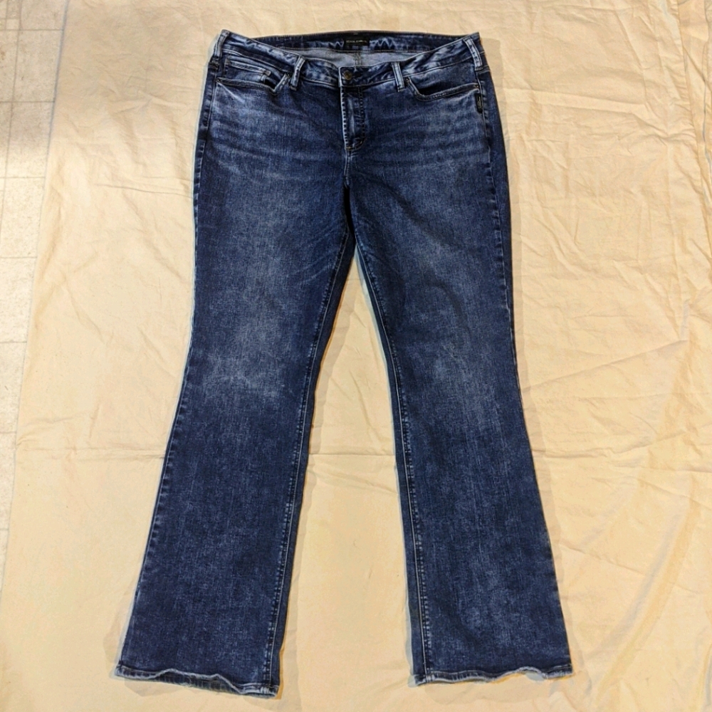 Silver jeans 18/33